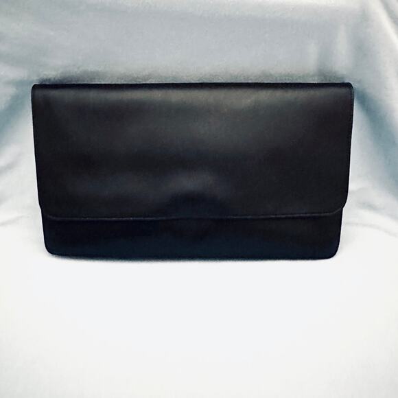 VINCE. black and white leather cutout clutch purse - Picture 12 of 12